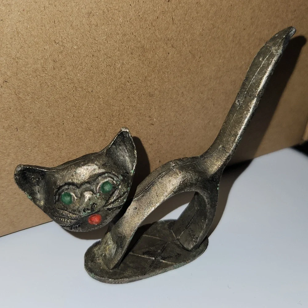 Vintage Patina Metal Dog Figurine & Cat Ring Holder Accent Decor Collectible